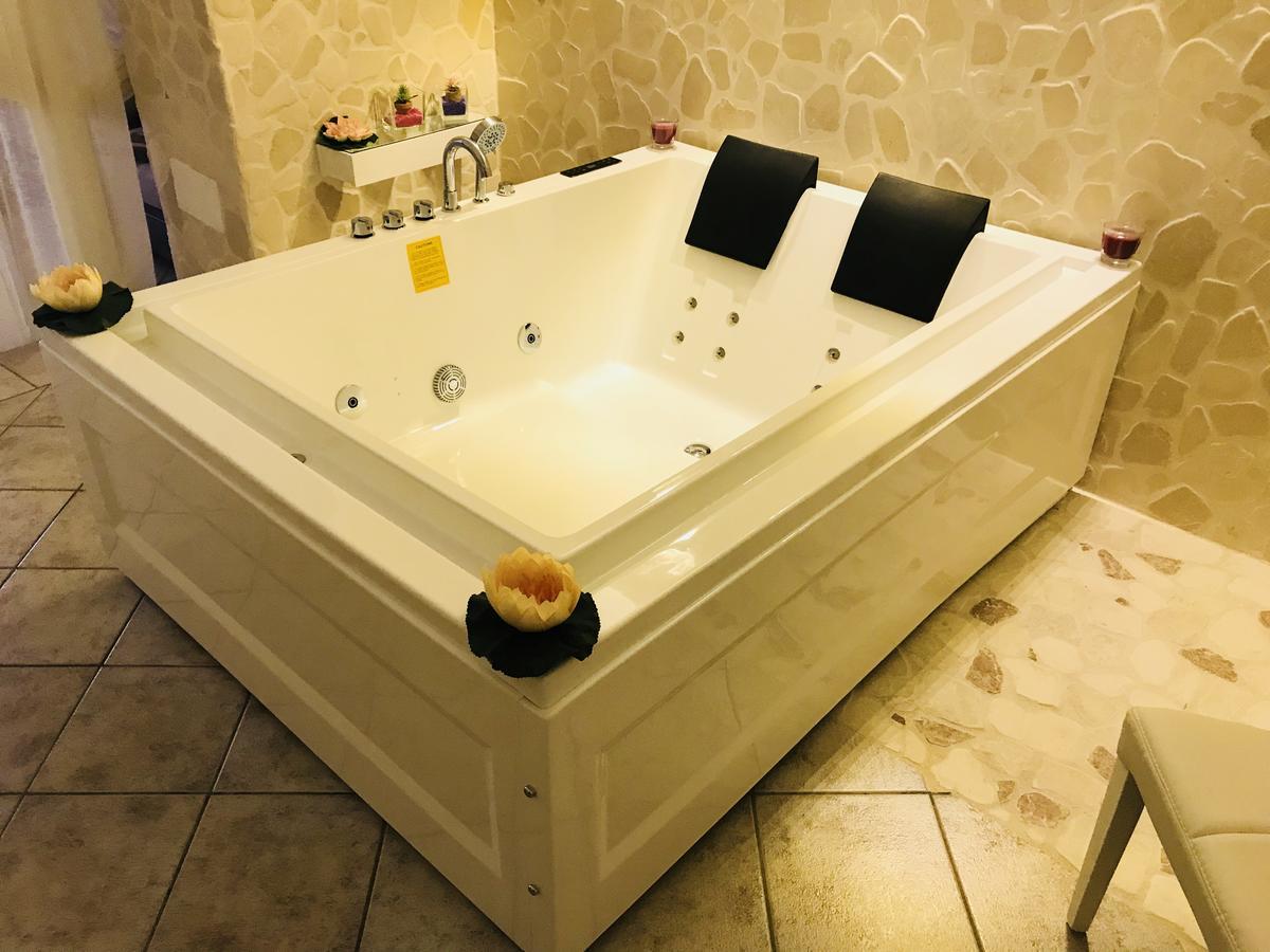 26 Suite Home أوستوني المظهر الخارجي الصورة